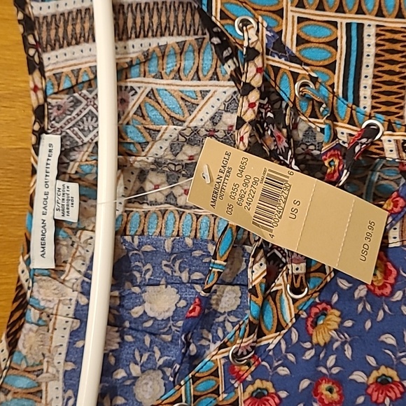 American Eagle Outfitters NWT Colorful Floral Blouse Adult S - Picture 5 of 7